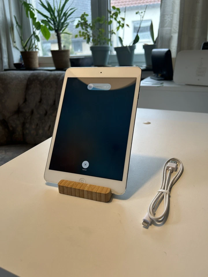 Apple Ipad Mini Gen 1 Tablet A1432 Weiß & Silber (7,9 Zoll) - Bild 3 von 4