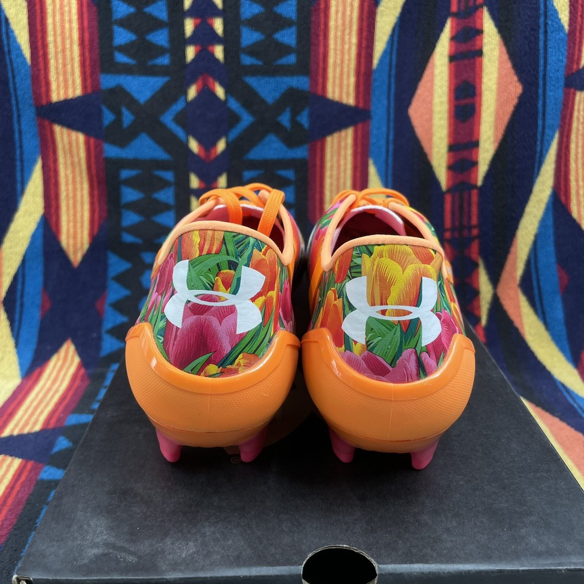 UNDER ARMOUR INTELLIGENT サッカーシューズ UNDER ARMOUR - サッカースパイクの通販 by kiyopi.shop