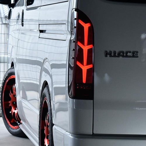 LH&RH Tail Light Clear Lens Sequential Blinker JDM for Toyota Hiace 200 Series - Picture 9 of 11