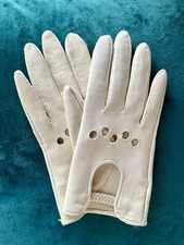 Vintage Ivory Driving Gloves with Cutout Design