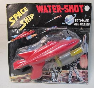 1960's ray gun SPACE SHIP WATER-SHIP Rota-Matic Multi-Directional HONG KONG MOC