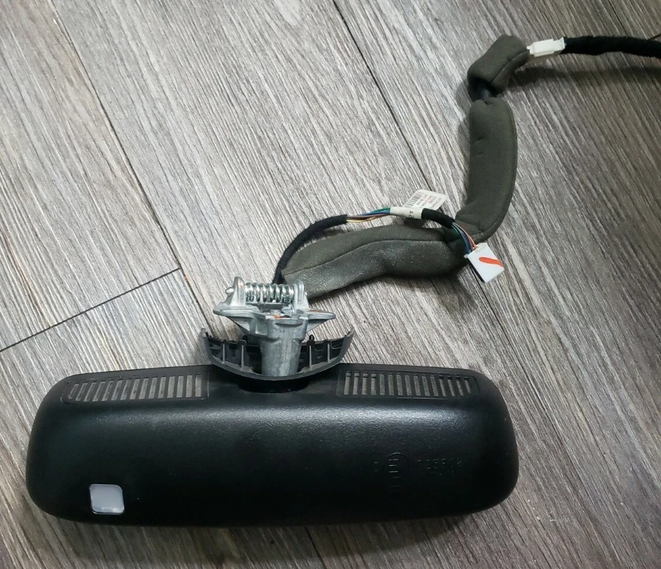 08-11 Mercedes W204 C300 C350 REAR VIEW MIRROR W/ GARAGE DOOR OPENER HOMELINK - Image 4 of 4