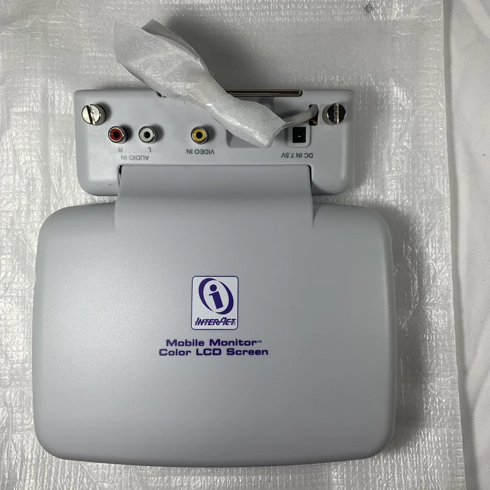 InterAct Mobile Monitor PS One - Image 4 of 4