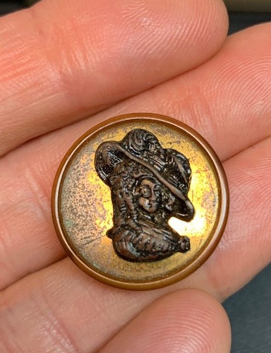 Vintage Early Plastic Metal 2 Piece Button w/ French Nobleman in Relief 7/8" - Picture 4 of 4