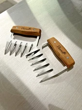 Stainless Meat Claws for Shredding Pulled Pork and BBQ Chicken, Wooden Handle