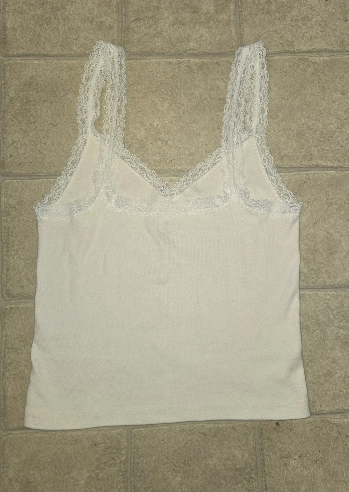 Brandy Melville White Lace Trim Great For Layering V-neck Tank Top S