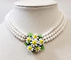 Vintage Japan White Yellow Milk Glass Daisy Flowers Leaves 3 Strand Necklace