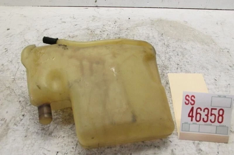 Depósito de refrigerante 190E 1993 Mercedes motor radiador desbordamiento tanque botella solamente Foto 4 de 4