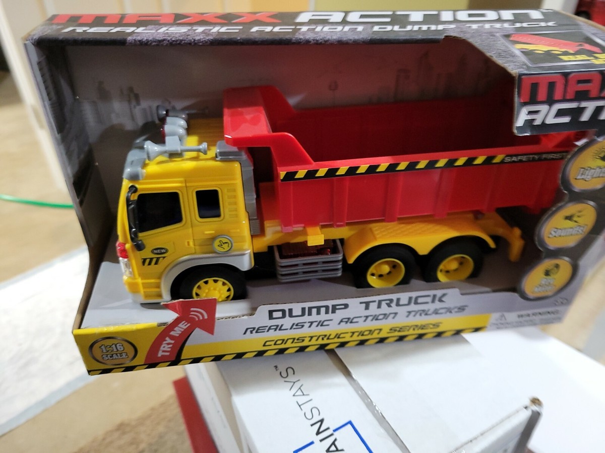 Maxx Action Construction Series Dump Truck With Lights
