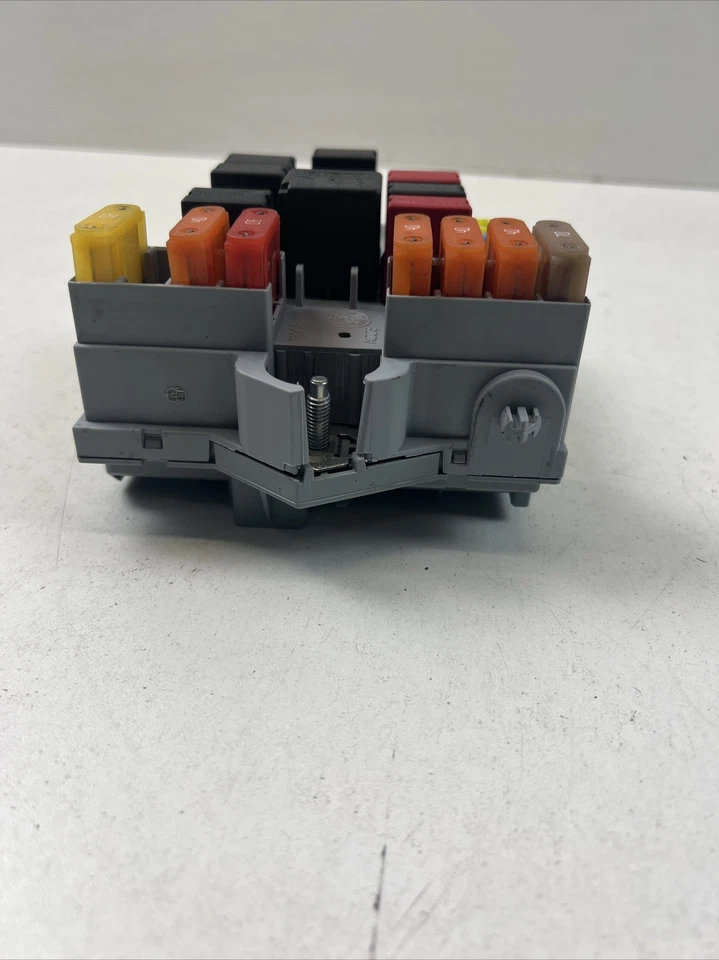 🔸🔸BOITIER MODULE FUSIBLE ALFA ROMEO 159 50504455 (C8C) - Imagen 4 de 4