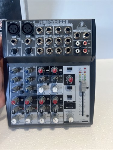 Behringer XENYX Preamps Q1002USB Audio Mixer / Audio Interface - Picture 6 of 14