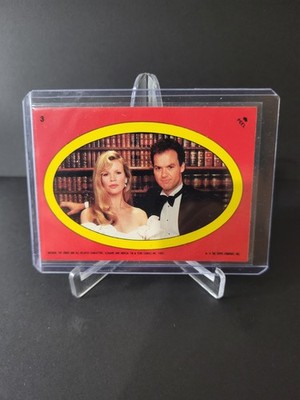 1989 Topps Batman Movie Series 1 #3 Sticker Bruce Wayne & Vicki Vale