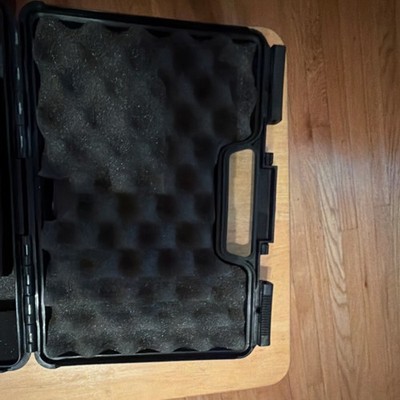 Walther ハードケース ブラック Walther Hard Plastic Pistol Case Black Padded Interior Foam