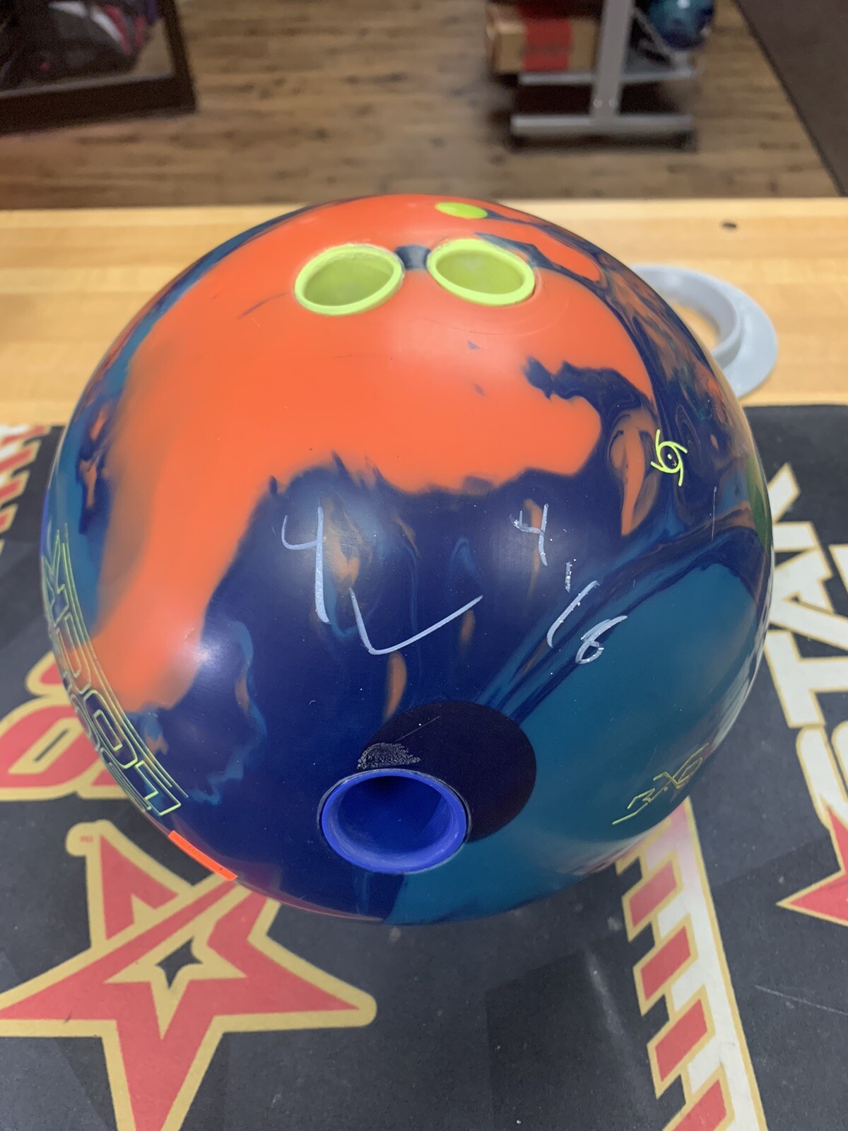 Used Storm Sure Lock Bowling Ball 15lbs