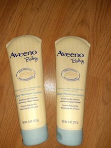aveeno baby daily moisture lotion 8 oz