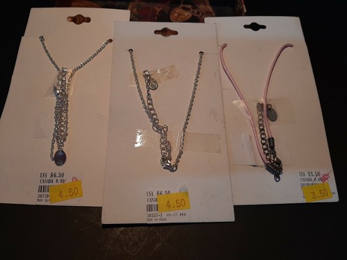 3 collares de mariposa surtidos nuevos de Claire's - Imagen 5 de 5