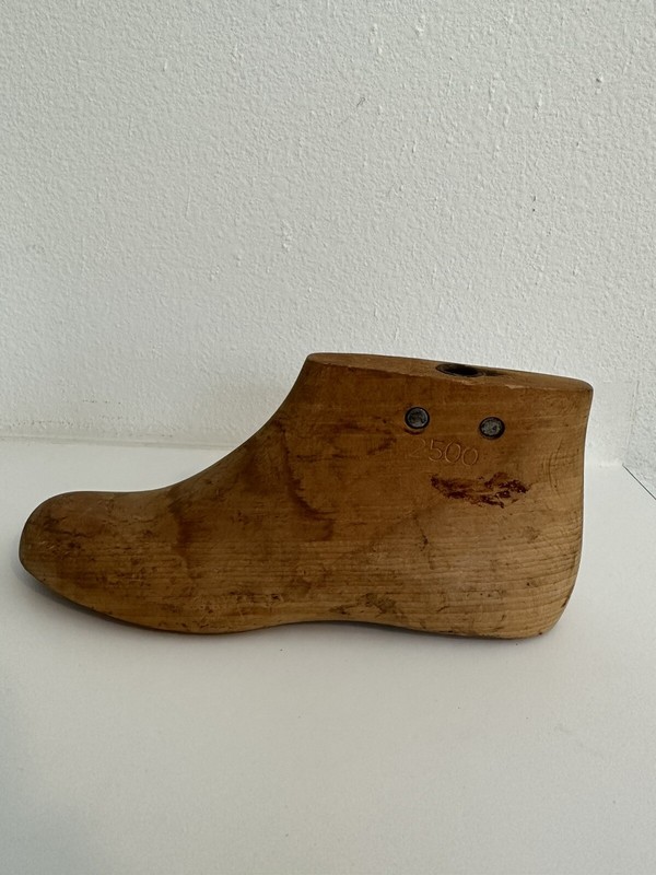 Vintage Cobbler Wooden Shoe Form Mold 2 EE