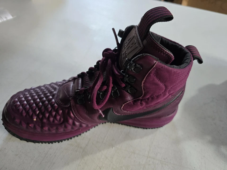 Nike Lunar Force 1 Duckboot Burdeos/NegroTALLA 8 Foto 2 de 4