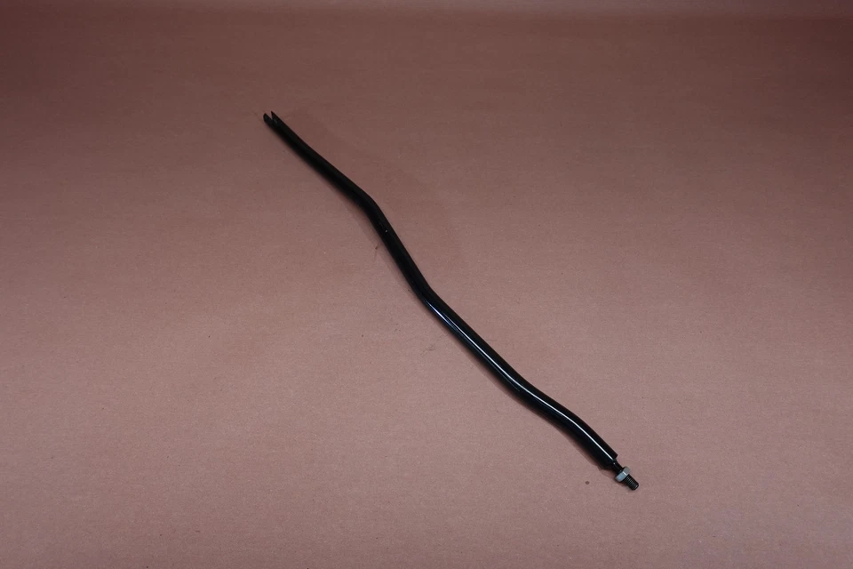 Harley-Davidson FLD 2012-2015 Switchback varilla de freno trasera montaje delantero Foto 3 de 4