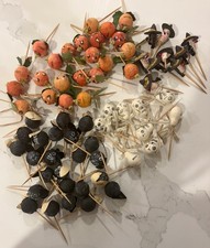 1950s JAPAN HALLOWEEN CAKE PICKS 65 PCS WITCH CAT PUMPKIN GHOST ORIGINAL BOX image