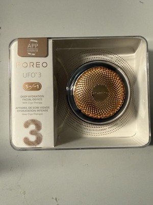 FOREO UFO 3 Smart Facial Mask Gold Deep Hydration Cryo-Therapy LED