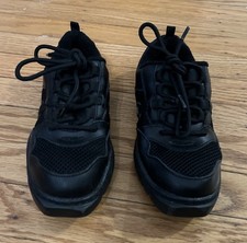 Childs Unisex Dance Sneakers Split Sole US Size 3 Black EUC