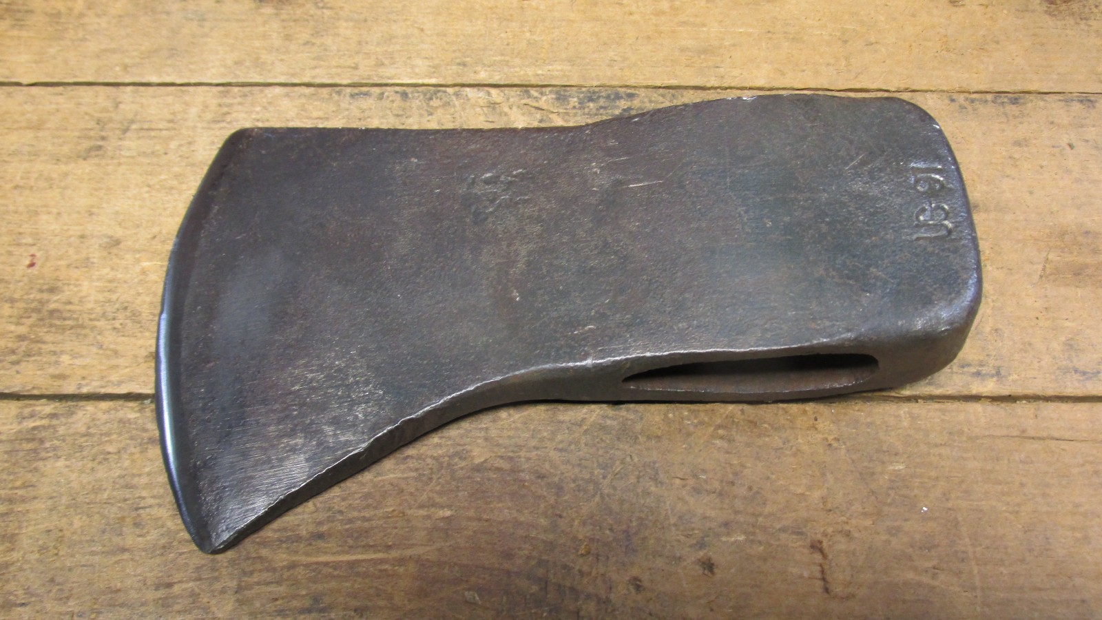 Vintage US 91 WOODINGS VERONA AXE  3 lb 5 oz TOMAHAWK CLEAN SHARP USA TOOL