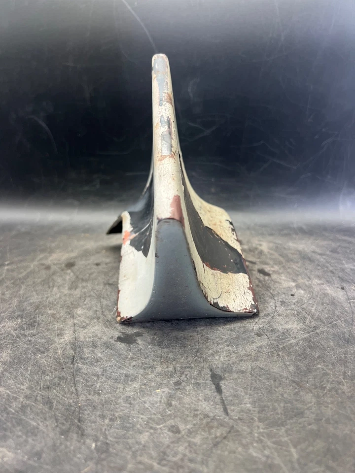 Extensión de alerón del panel exterior trasero Datsun 260Z 280Z 1974-1978 OEM Foto 2 de 4