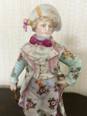 Figurine Jeune Dandy En Porcelaine 16,5 Cm - État D'Usage - Vintage Et Déco