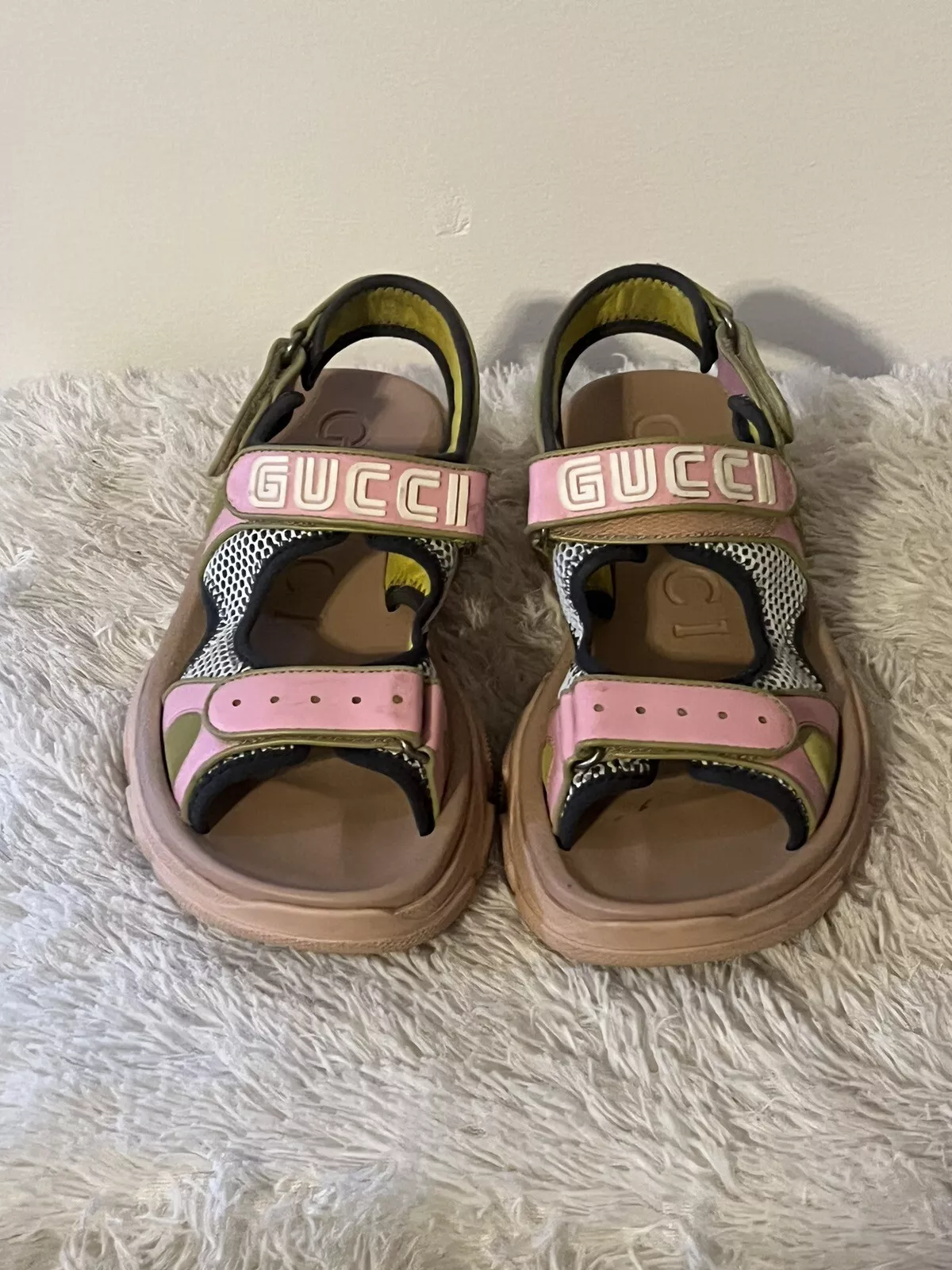 Sandales diapositives multicolores authentiques Gucci Flashtrek taille 9