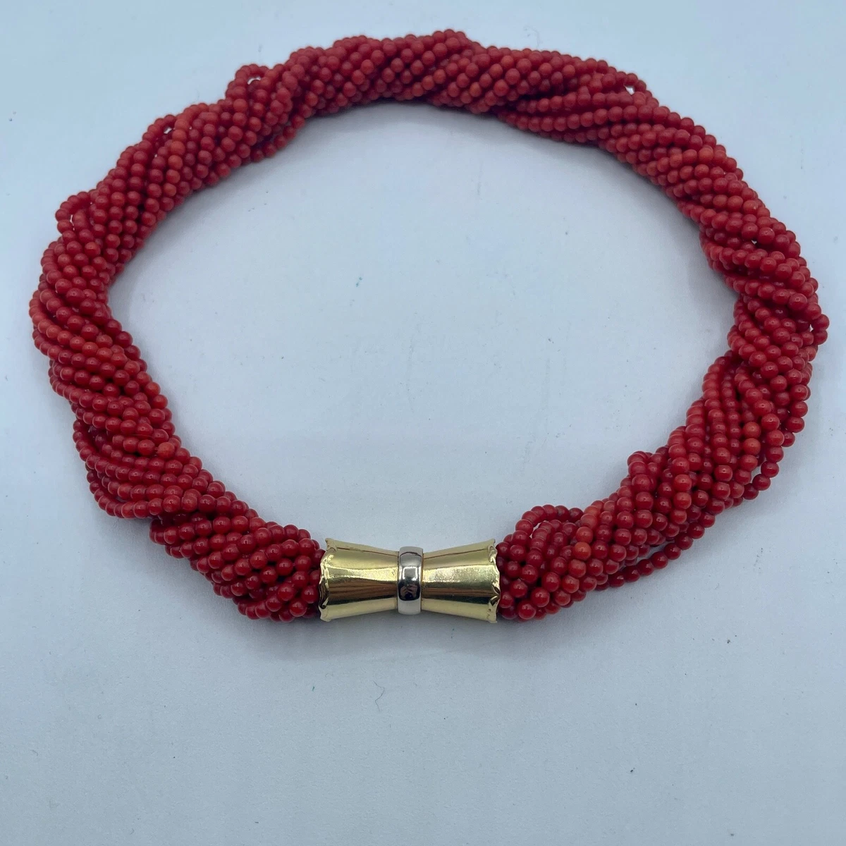 Collier Ancien En Corail Rouge Et Argent - Pièce Antique Avec Médailles Animaux