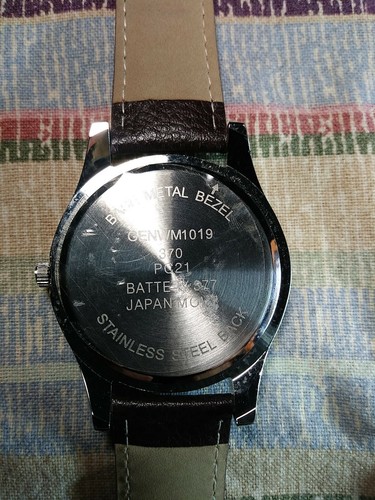 #0166 Men's Leather Watch ⌚. - Picture 5 of 5