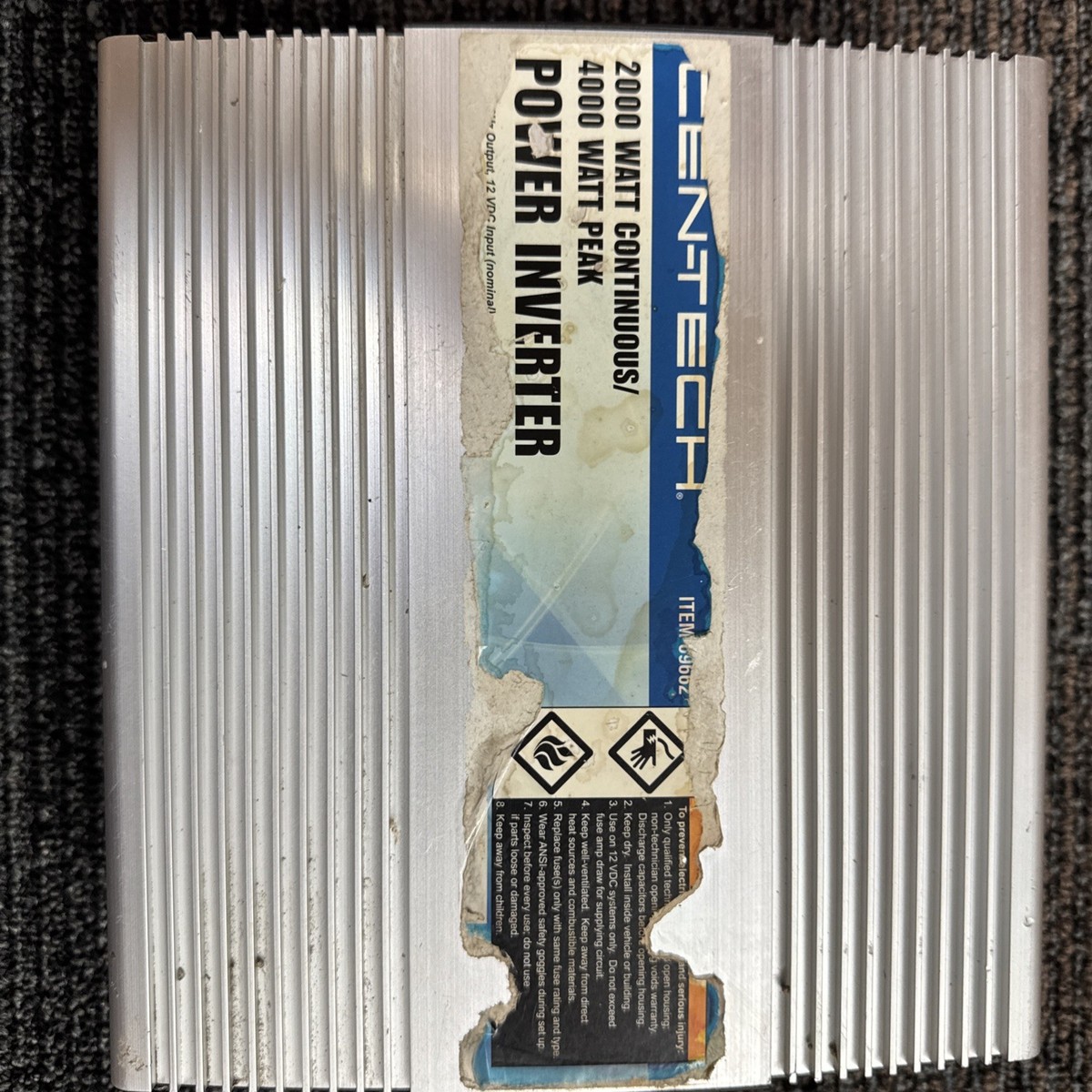 Cen-Tech 2000W Continuous/4000W Peak Power Inverter Model 69662