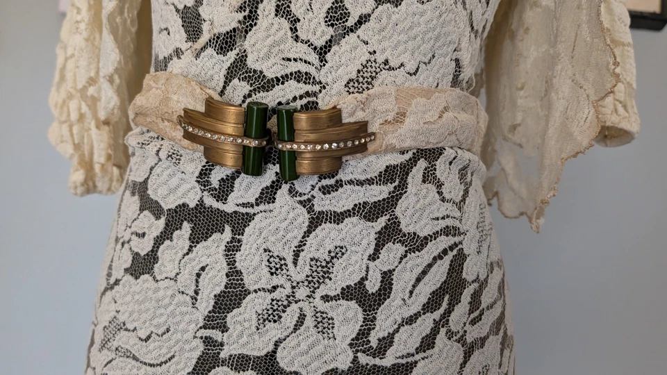 Antique Lace Wedding Dress Bolero & Hat Bakelite Belt Buckle 1920s - Image 3 of 4