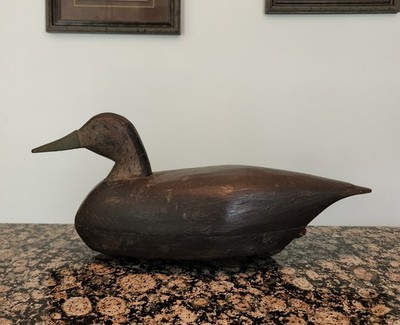 Lester Van Brunt, 1874-1961, Barnegat, New Jersey black duck decoy. ca.-1920