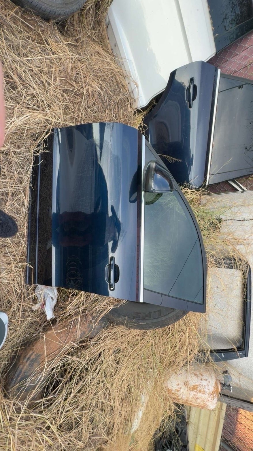 Audi Q5 09-17 Front Door  Drivers Side