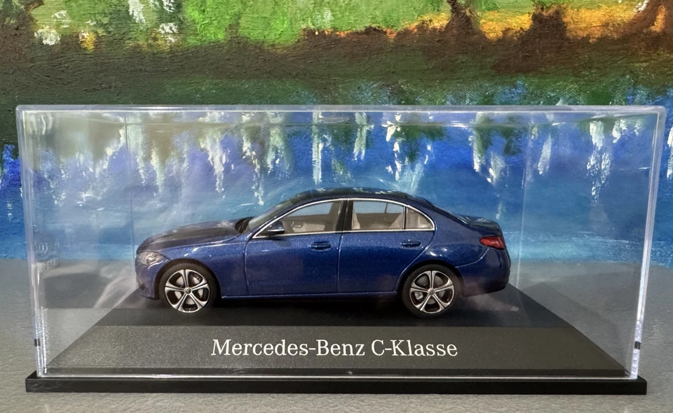 Mercedes Clase C W206 2021 1:43 Herpa Spectral Azul Diecast Coche Caja Placa Personalizada Foto 3 de 4