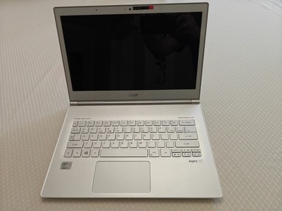 Acer Aspire S7-391 Touchscreen Ultrabook Laptop i5-3337U 128GB SSD 4GB RAM