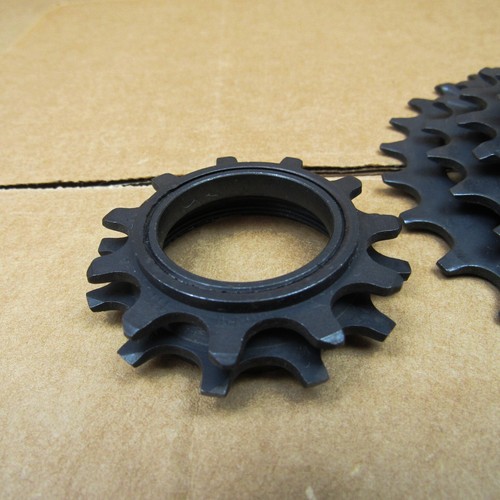 New-Old-Stock Suntour PowerFlo (APII) 8-Speed Cassette...11x28 (Black Finish) - Picture 5 of 6