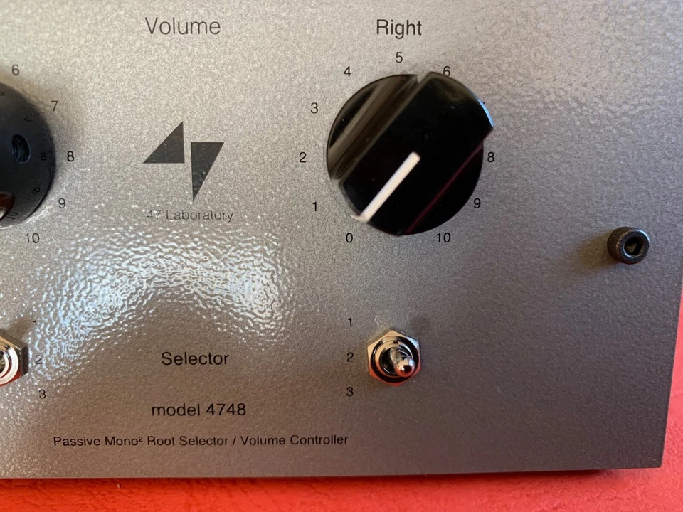 47 Laboratory 4748 Input Selector Controller NEW JAPAN preamplifier attenuator - Image 3 of 4
