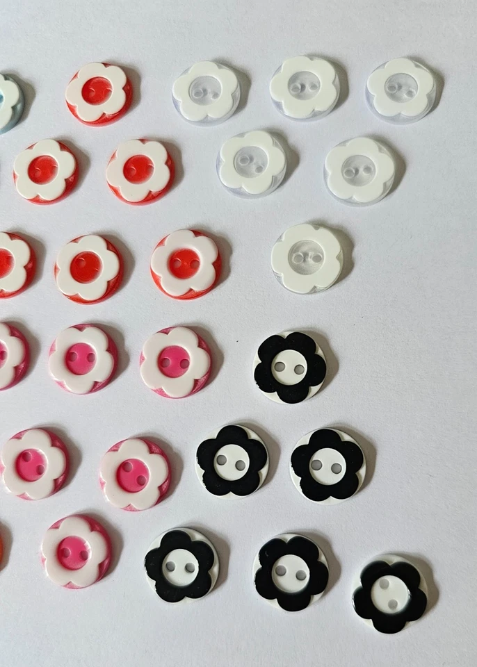 48 Flower Buttons Size 12mm 8 Colours with 6 of Each Colour Smaller Buttons - Image 4 of 4