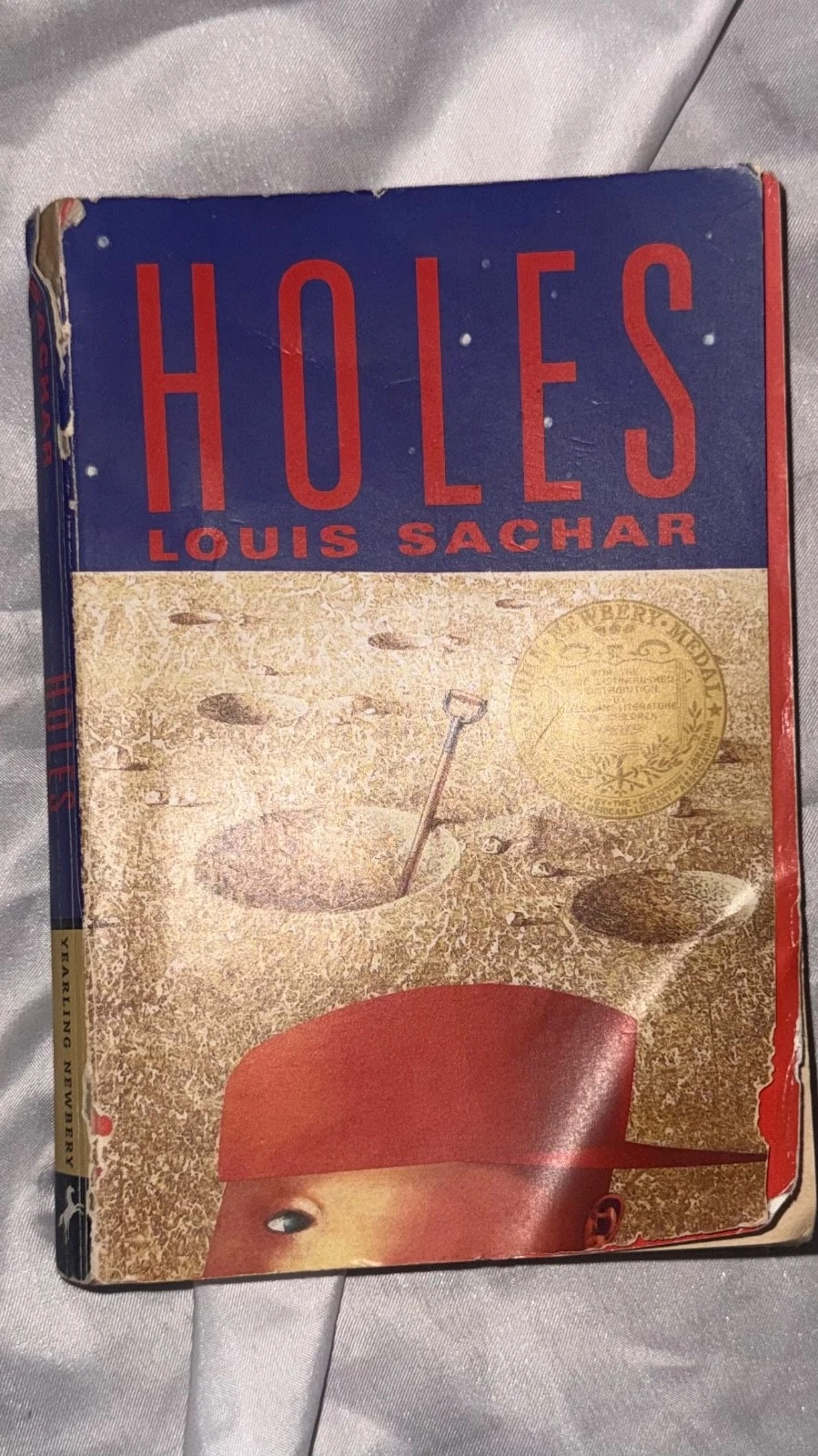 HOLES LOUIS SACHAR (paperback)