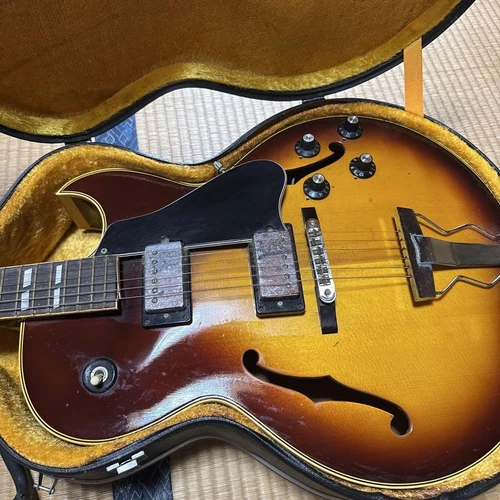 Sunburst Semi-Hollow Electric Guitar Gibson Style Headstock Humbucker Pickup