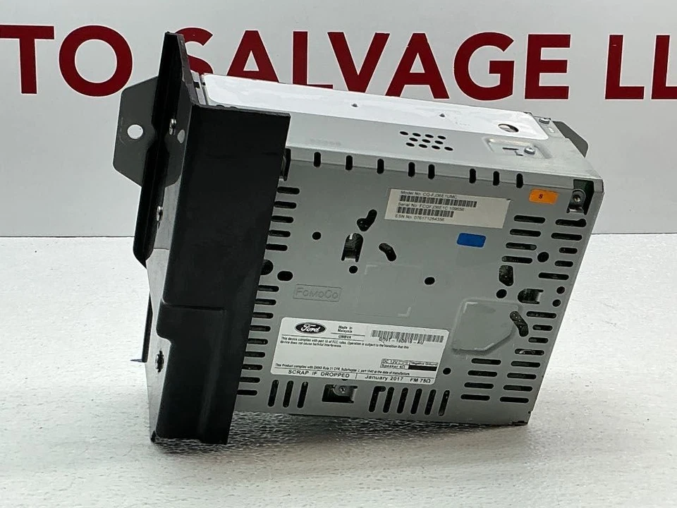 2017-2018 LINCOLN CONTINENTAL Audio Equipment Radio Receiver AM-FM-MP3 472943 Foto 3 de 4