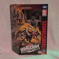 Hasbro Transformers War for Cybertron Kingdom Ractonite Deluxe Transforming 8
