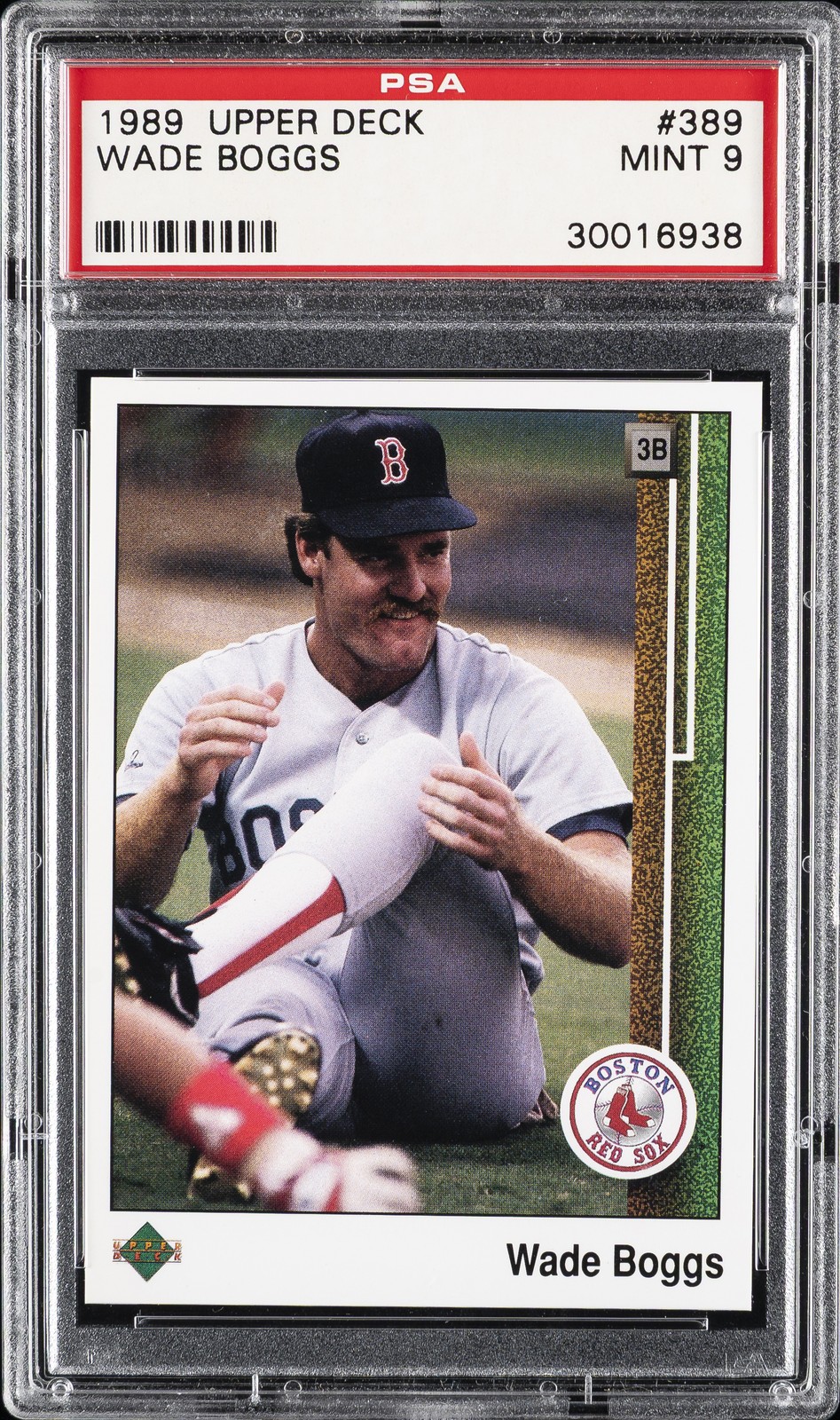 1989 UD #389 WADE BOGGS PSA 9