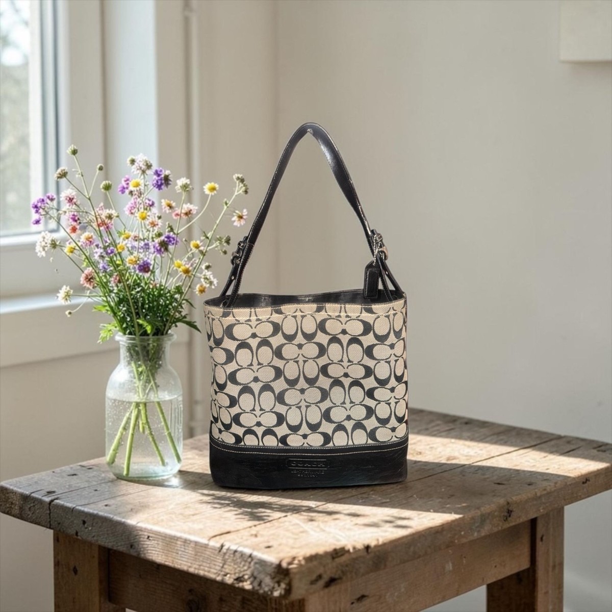 Coach Signature Bucket Tote F12518 Black Canvas Leather Shoulder