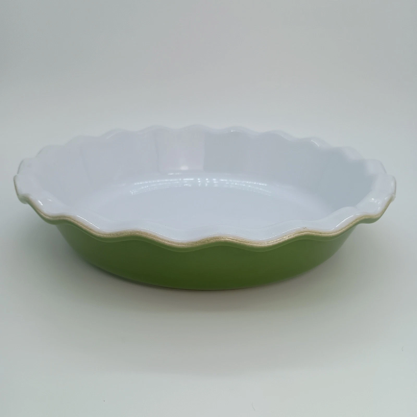 Emile Henry France Green Scalloped Ruffled Ceramic Pie Dish Pan 9 Inch 6131