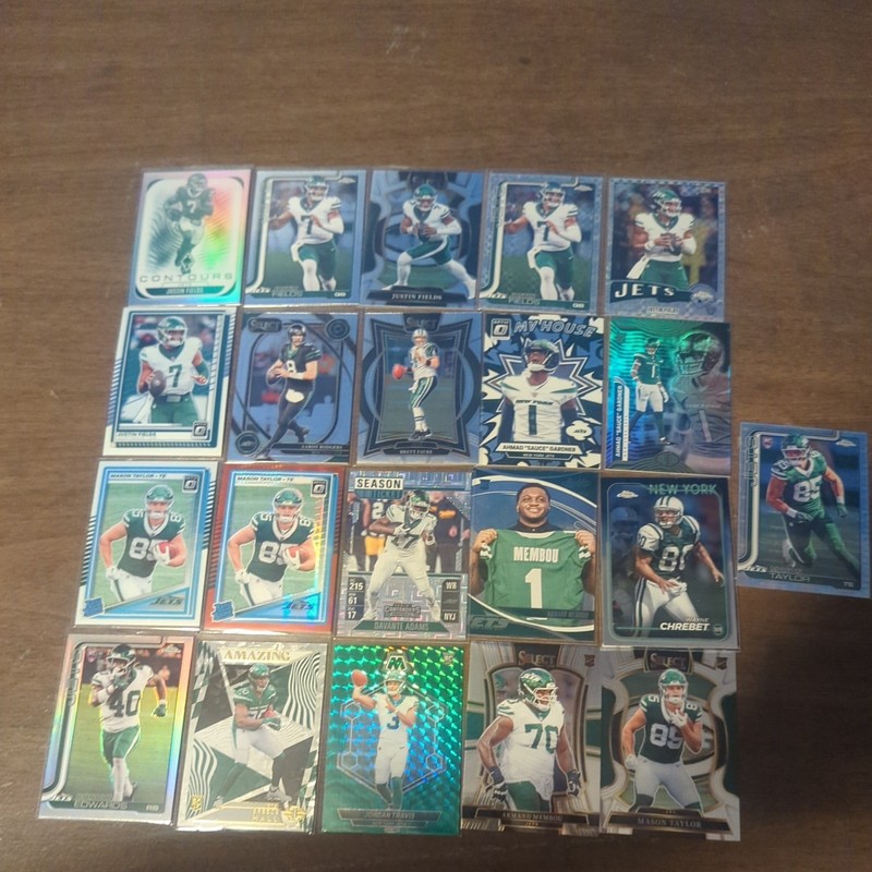 Lot Of 21 New York Jets Cards