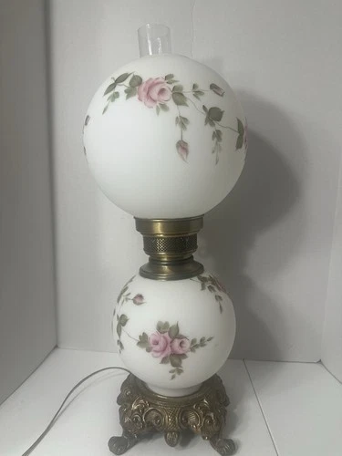 VINTAGE DOUBLE GLOBE HAND PAINTED ROSES MILK GLASS TABLE LAMP